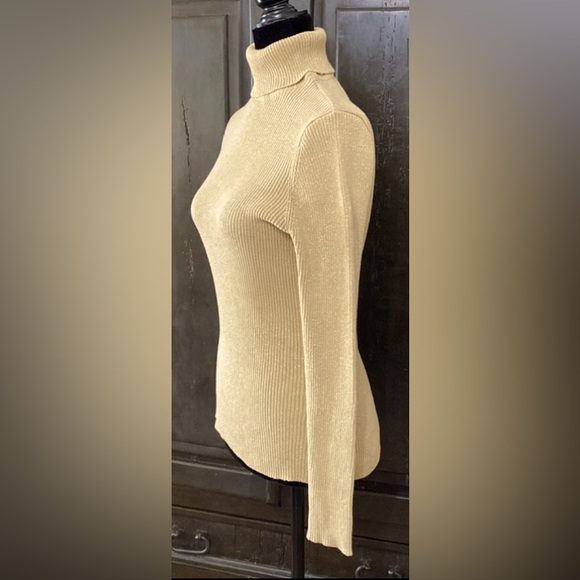 Basic Edition gold sparkly turtleneck sweater - Size Medium - Picture 2 of 9